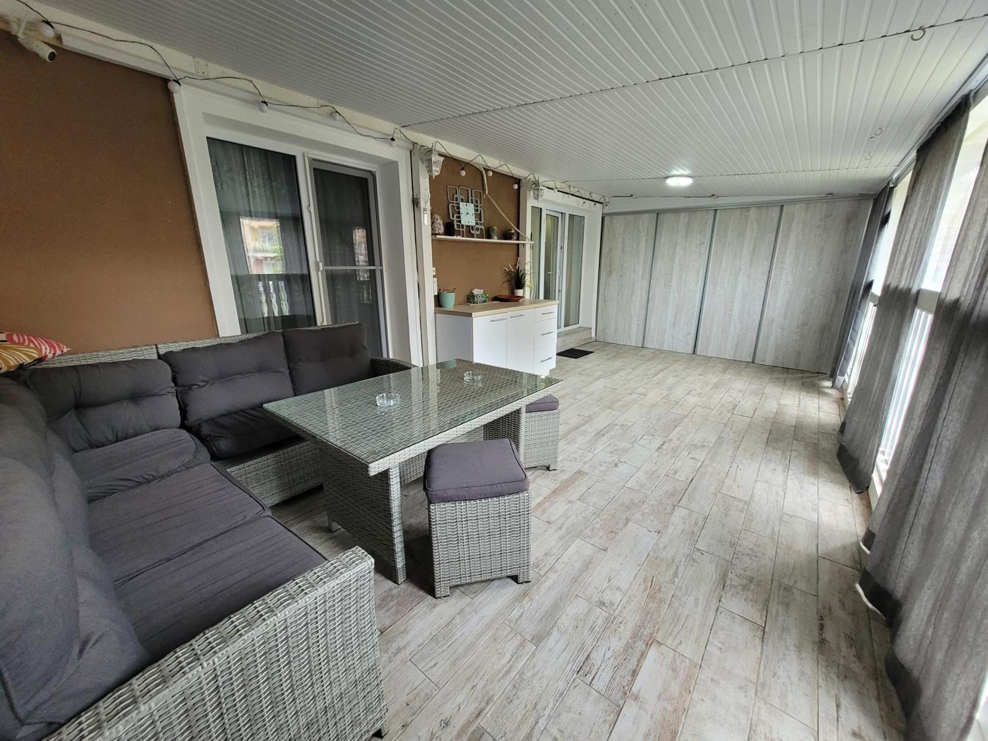 La Dolce Vita Apartment Stefanestii de Jos Екстериор снимка