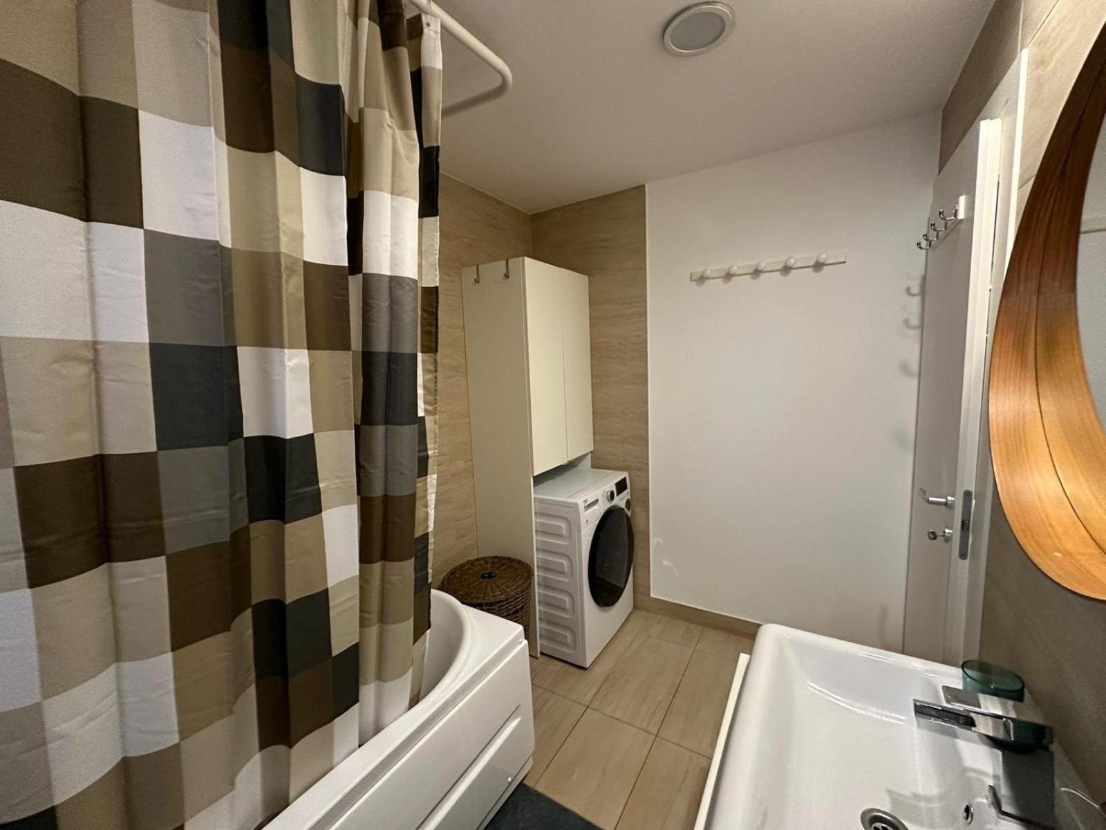 La Dolce Vita Apartment Stefanestii de Jos Екстериор снимка